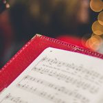 singing-christmas-carols