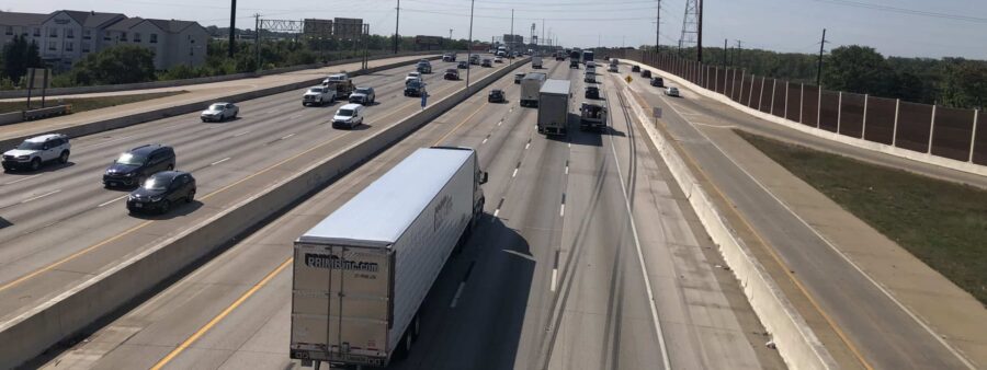Frank Borman Expressway in Hammond, IN, where a Hammond truck accident may occur