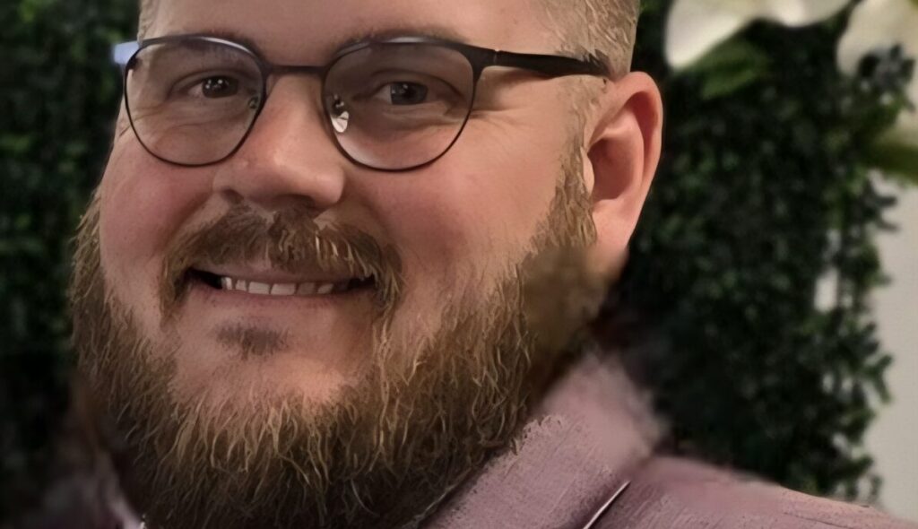Hensley Legal Group, PC client Mike, who was able to get the compensation he deserved after getting hit by a van thanks to Hensley's Indianapolis car accident lawye