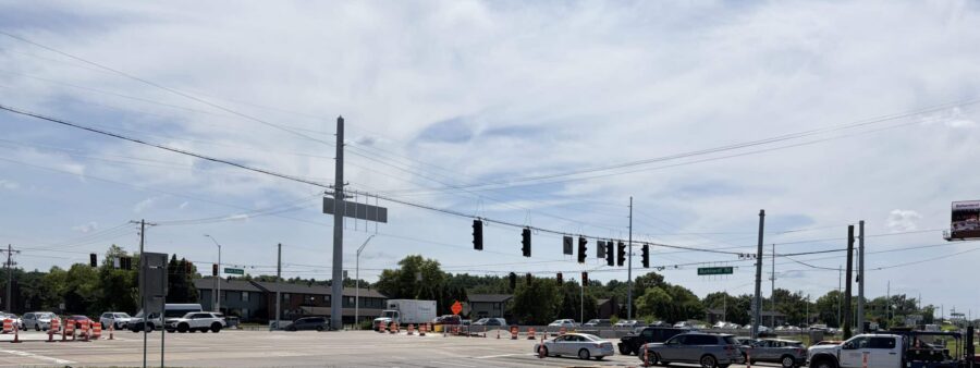 Intersection of Burkhardt Road and the Lloyd Expressway in Evansvillle, IN, which is among the city's most dangerous interesections because of incidents that call for Evansville car accident lawyers