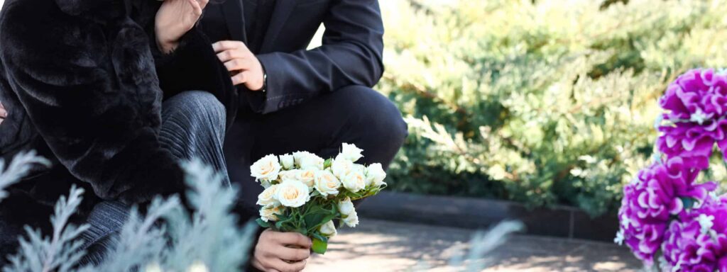 The types of mourners who might be interested in filing a Muncie wrongful death lawsuit